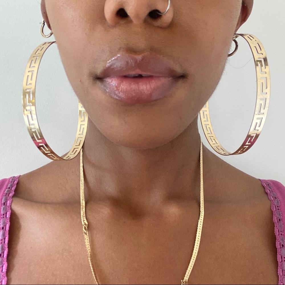 Gold Hoops ✨